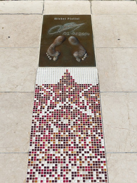 而是主动转 而是主动转